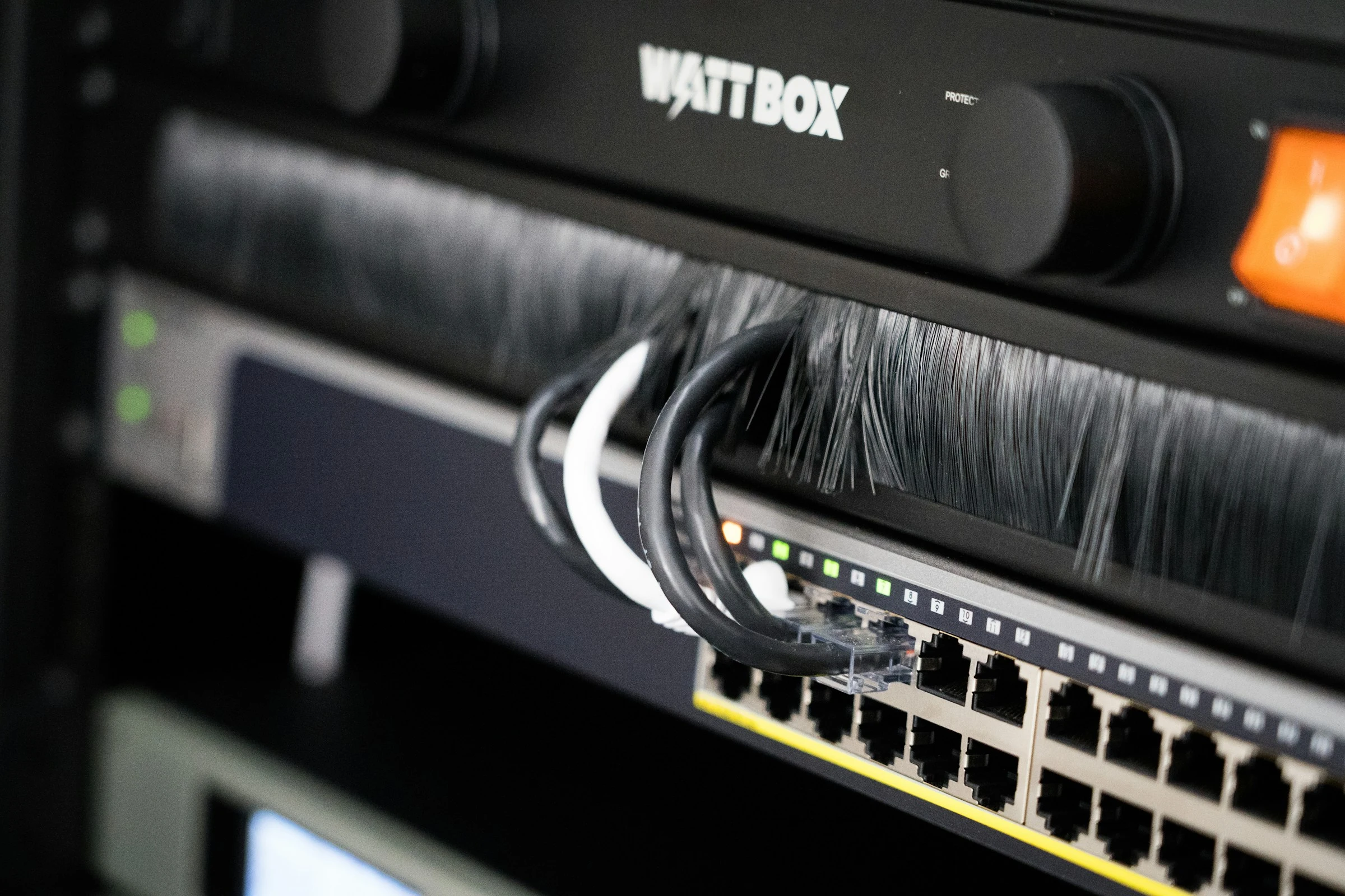 Router w szafie RACK